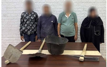 إلقاء القبض على ٤ أشخاص حال قيامهم بالتنقيب عن الآثار بشقه " قسم الخليفة " مديرية امن القاهرة"