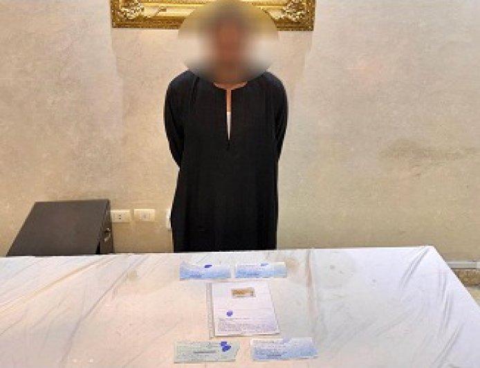 ضبط عامل بالقاهرة لقيامه بالنصب عى أحد المواطنين وإكراهه على توقيع يصالات أمانة