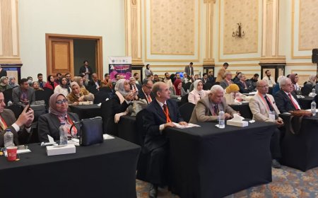 المستشفيات والمعاهد التعليمية تعقد المؤتمر السنوي الرابع والعشرون لقسم لكلى بمستشفى دمنور التعليمي