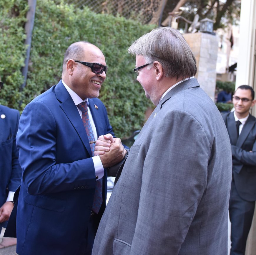 وير العمل في مؤتمر صحفي نظمته "العم الدولية " بالقاهرة :انضمام وزارة العمل إلى التحالف لعالمي للعدالة ااجتماعية" يتطابق مع أهداف "المبادات الرئاسية"