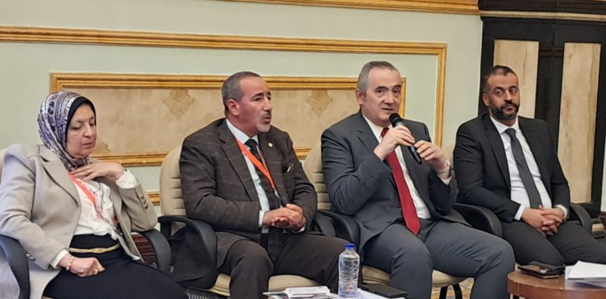 المستشفيات والمعاهد التعليمية تعقد المؤتمر السنوي الرابع والعشرون لقسم لكلى بمستشفى دمنور التعليمي