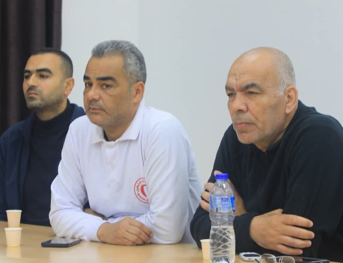 في لقاء مؤثر.. الخطيب يعزي عائلات شهداء الهلال الأحمر الفلسطيني ويؤكد مواصلة العمل القانوني
