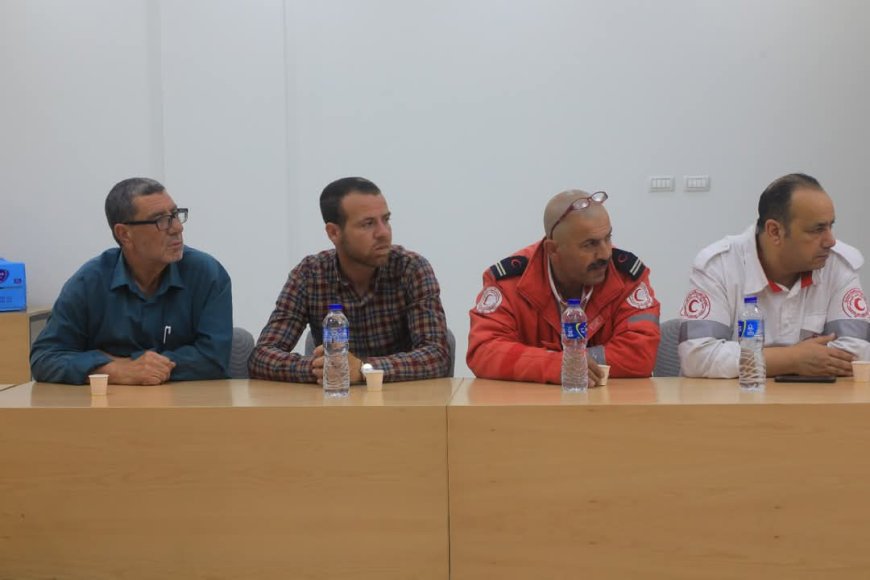 في لقاء مؤثر.. الخطيب يعزي عائلات شهداء الهلال الأحمر الفلسطيني ويؤكد مواصلة العمل القانوني
