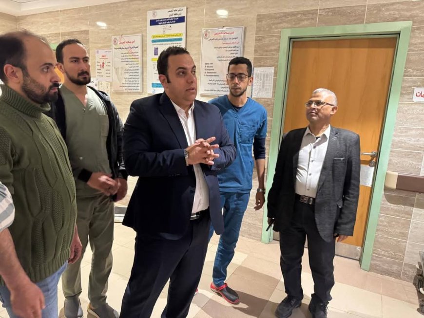 " الدكتور أحمد رزق "  بمرور مفاجئ على مستشفى بلطيم التخصصي للتأكد من حسن سير العمل وتلقي المرضى الرعاية الطبية الكاملة