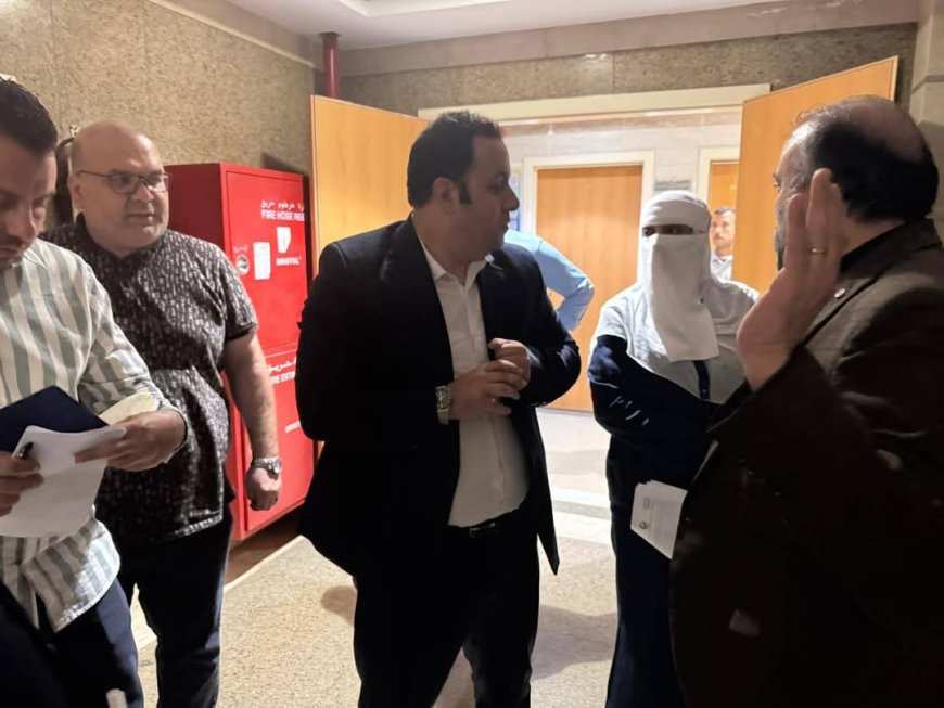 " الدكتور أحمد رزق "  بمرور مفاجئ على مستشفى قلين التخصصي للتأكد من حسن سير العمل وتلقي المرضى الرعاية الطبية الكاملة