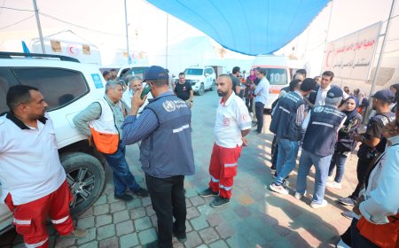 الهلال الأحمر يستضيف 88 مريضًا ومرافقًا ويشارك في إجلائهم إلى الأردن بتنسيق منظمة الصحة العالمية