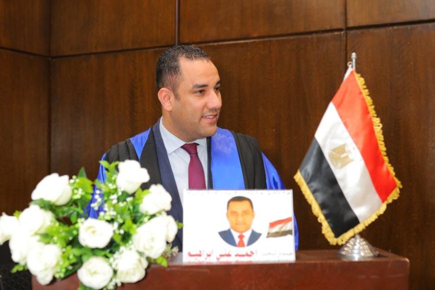 " حصل النائب احمد  على "  درجة الدكتوراة في العلوم السياسية بتقدير امتياز