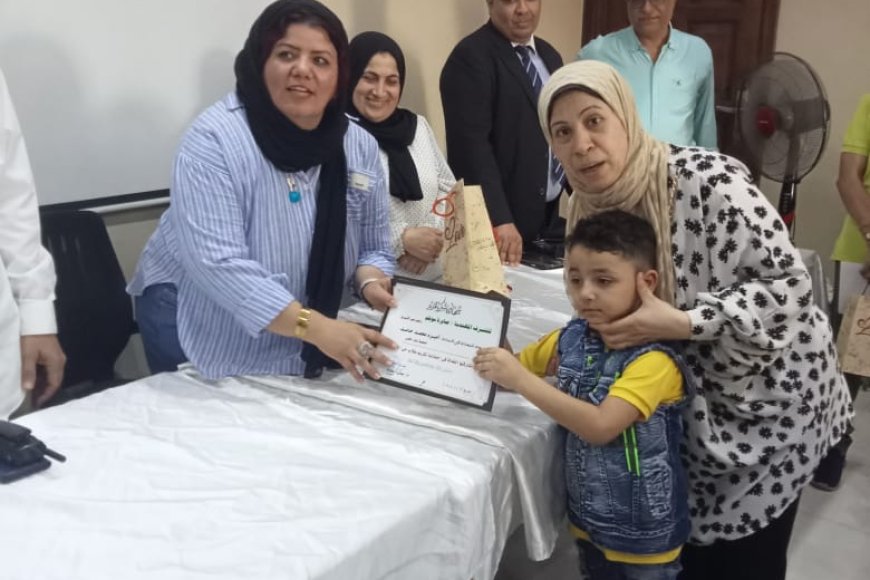 " رئيس حى الاميريه " حفله لتكريم أبناء العاملين الناجحين بجميع الصفوف الدراسيه