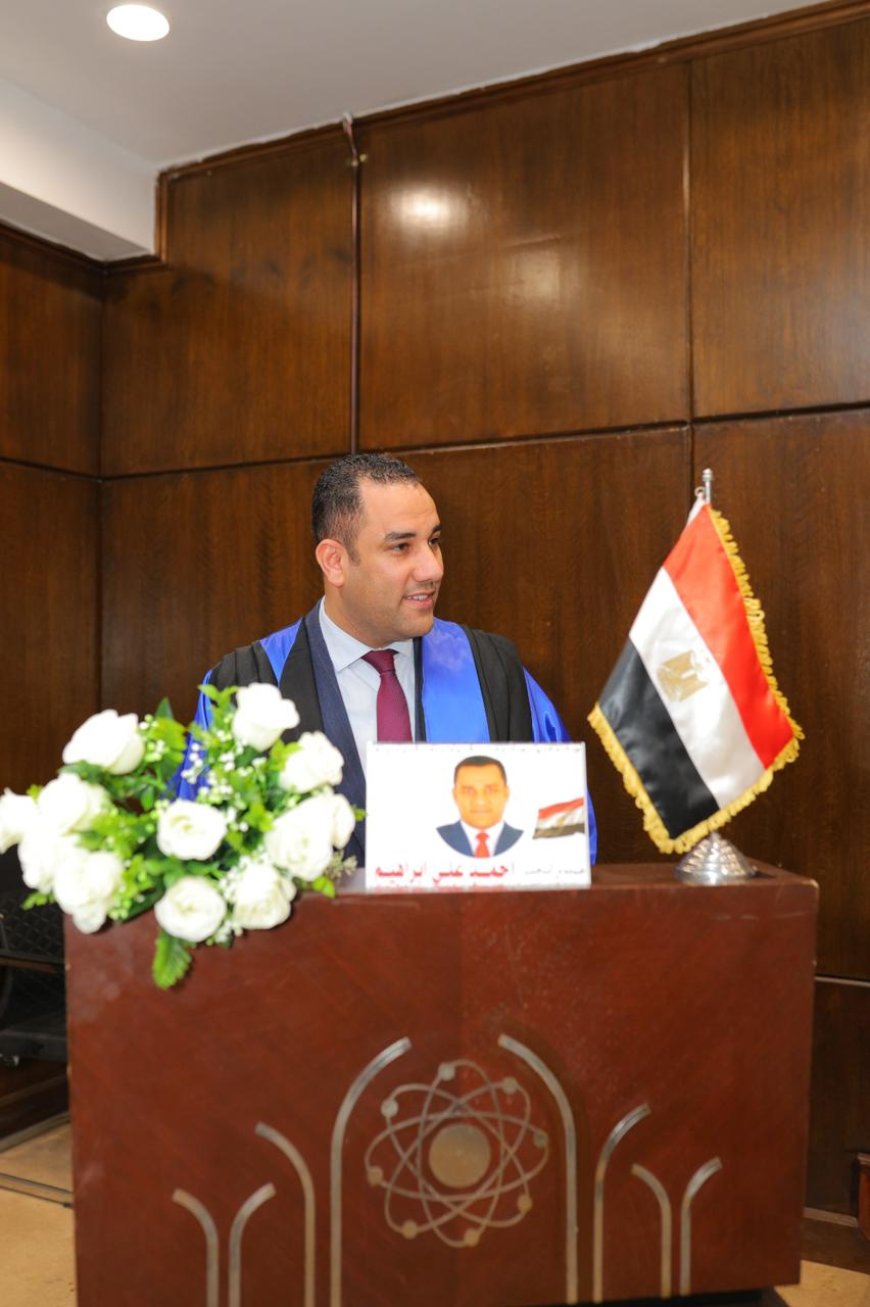 " حصل النائب احمد  على "  درجة الدكتوراة في العلوم السياسية بتقدير امتياز