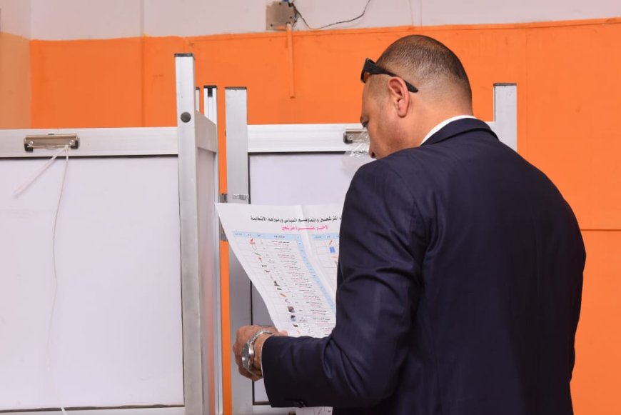 وزير العمل يُدلي بصوته في انتخابات مجلس الشيوخ بالتجمع الخامس