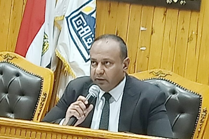 " ممدوح مكى " يستعد بفريق الإتصال السياسى تربيه والتعليم بالعاصمه .  إنتخابات مجلس النواب 2025م