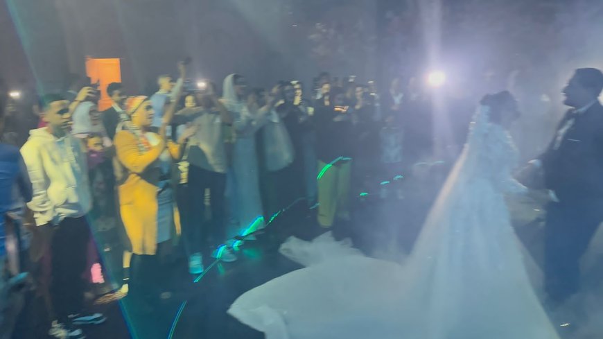 العروسين مصطفى و ملك يحتفلون بليلة العمر فى حضور الأهل والاصدقاء بمحافظة القاهرة