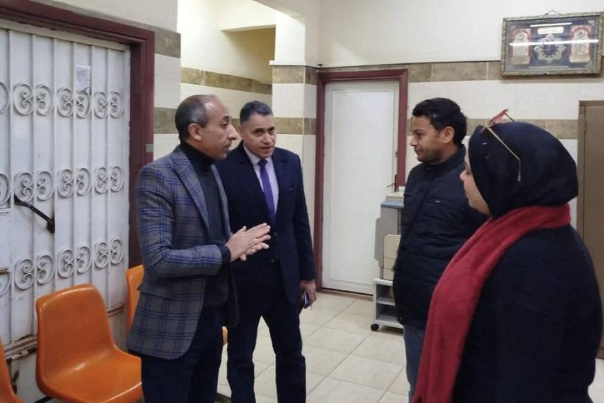 جولة مفاجئة لتعزيز جودة الخدمة.. مدير فرع القاهرة للتأمين الصحي يتفقد عيادات المنطقة الرابعة ويؤكد: لا تهاون في حق المريض