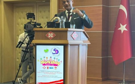 مصطفى مكي يهنئ الدكتور محمد صلاح بانتخابه رئيسًا لجمعية الشرق الأوسط لزراعة الأعضاء