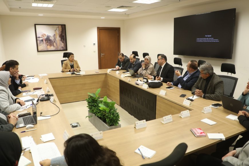 نائب وزير الصحة تعقد اجتماعًا مع اللجنة القومية لتأمين وسائل تنظيم الأسرة لتعزيز الإتاحة وزيادة معدلات الاستخدام