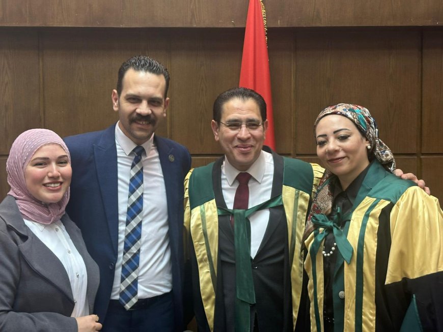 شهدت جامعة عين شمس اليوم مناقشة رسالة الدكتوراه المهنية (DBA) المقدمة من: الأستاذ الدكتور حلمي أحمد أحمد عبدالرحمن