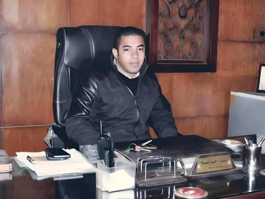 الصحفي والإعلامي مصطفى مكي يهنئ المقدم أحمد مصلح بتجديد الثقة رئيسًا لمباحث قسم السلام أول