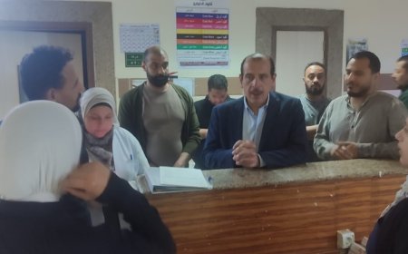 نائب وزير الصحة يُحيل مدير مركز التبين ومدير المنطقة الطبية والفريق الإشرافي للتحقيق ويوجه بصرف مكافأة لمستشفى 15 مايو التخصصي