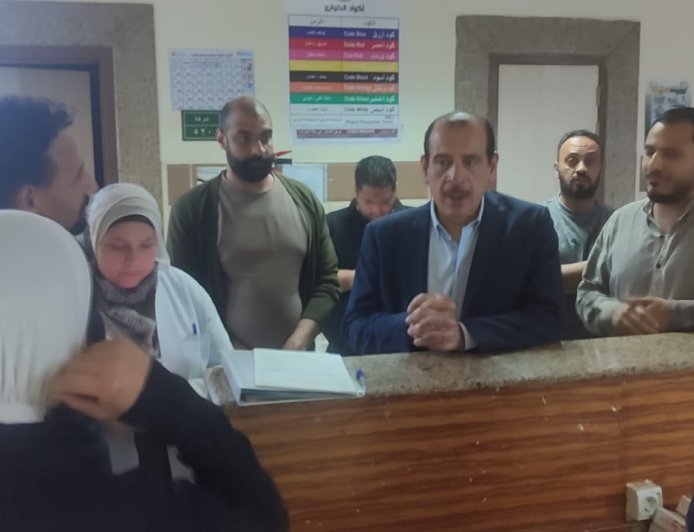 نائب وزير الصحة يُحيل مدير مركز التبين ومدير المنطقة الطبية والفريق الإشرافي للتحقيق ويوجه بصرف مكافأة لمستشفى 15 مايو التخصصي