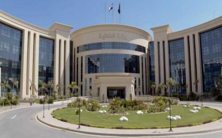 بين النجاحات والمعوقات.. مصطفى مكي يرصد واقع الخدمات المرورية بالقاهرة