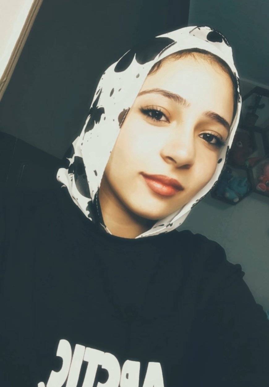 نجاح جديد يُضاف لسجل التميز.. الطالبة ريتاج وائل سعيد الأولى على الصف الأول الثانوي