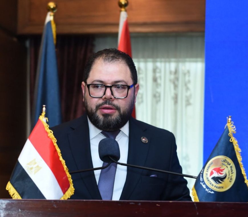 د. أيمن الدهشان: ثورة 30 يونيو أعادت بناء الدولة المصرية.. والحفاظ على الإنجازات مسؤولية الجميع