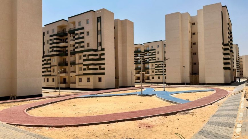 رئيس جهاز العبور الجديدة يتابع أعمال الطرق والكهرباء والإتصالات بعمارات المبادرة الرئاسية سكن كل المصريين