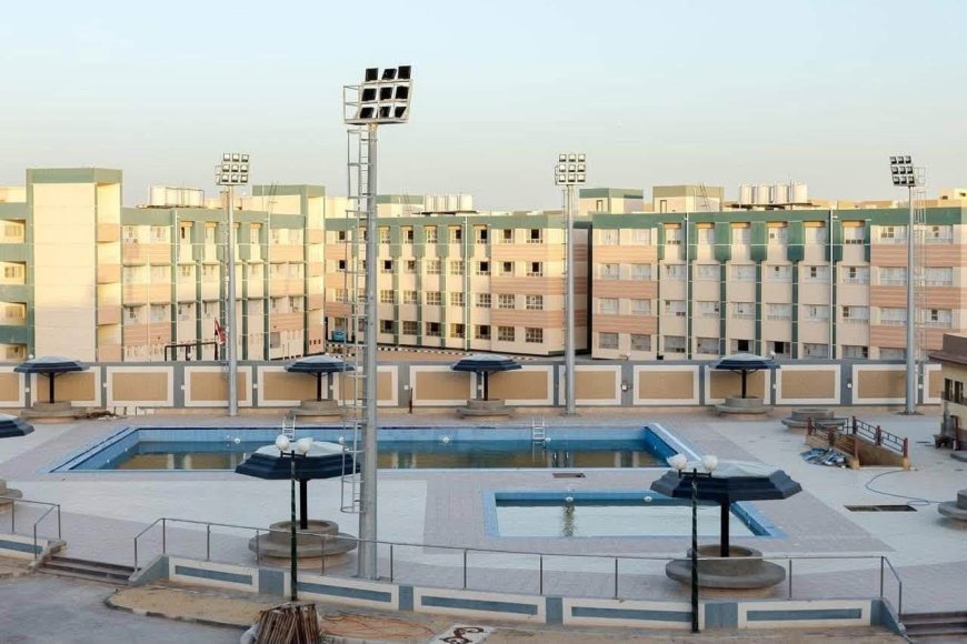 تأهباً لطرح وحدات الإيجار المنتهي بالتملك.. نائب رئيس "هيئة المجتمعات العمرانية لقطاع التنمية و الإنشاءات يتفقد مشروع "فالي تاورز إيست" بالعبور الجديدة