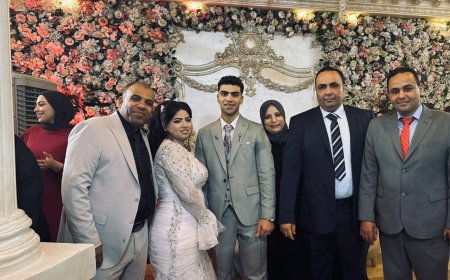 برقية تهنئة من عائلات آل مكي وآل طه وآل محمد مصطفى إلى العروسين بسنت بلال طه وباسم محمد مصطفى.. فرحة تجمع العائلات وتُتوِّج حكاية الأخلاق والأصول